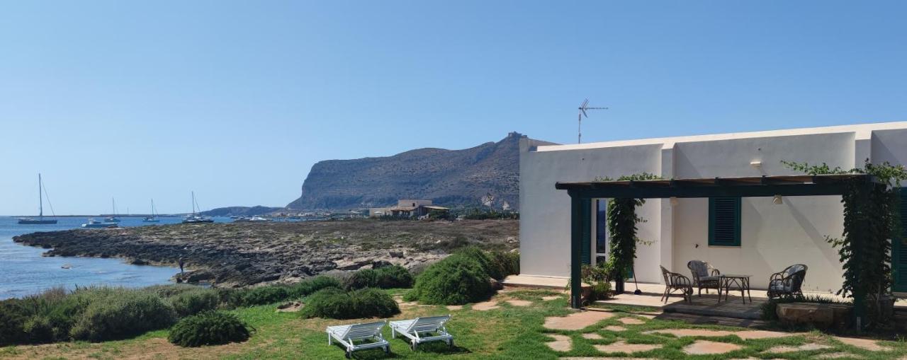 Finestra Sul Mare Aparthotel Favignana Exterior photo