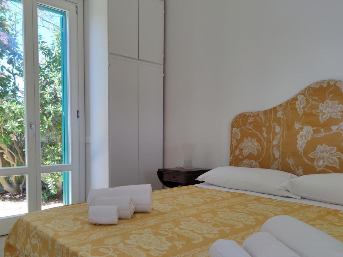 Finestra Sul Mare Aparthotel Favignana Exterior photo